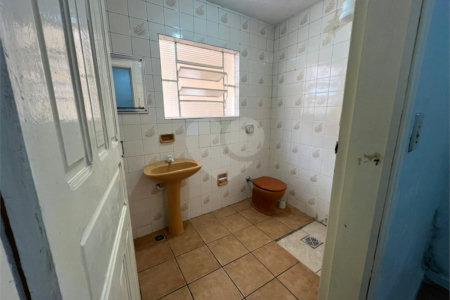 Casa à venda com 2 quartos no Centro, Itapetininga, SP