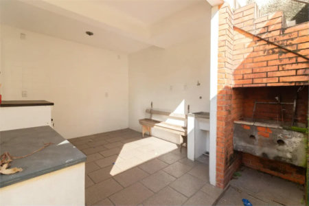 Casa à venda com 3 quartos, sendo 1 suíte,  em Vila Sônia, São Paulo, SP