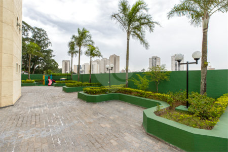 Apartamento à venda com 4 quartos, sendo 1 suíte, em Jardim Monte Kemel, São Paulo, SP
