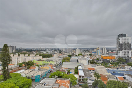 Apartamento à venda com 3 quartos, sendo 1 suíte, em Alto da Boa Vista, São Paulo, SP