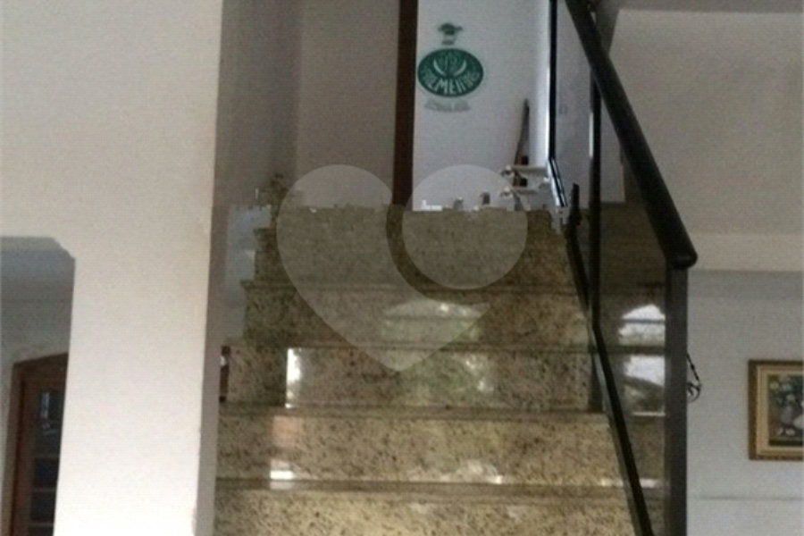 Sobrado à venda com 3 suítes em Tremembé, São Paulo, SP