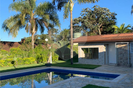 Casa Térrea à venda com 3 quartos, sendo 1 suíte, em Alpes D'ouro, Bom Jesus dos Perdões, SP