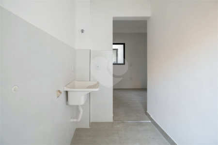 Casa à venda com 2 quartos no condomínio Residencial Laura, São Paulo - SP