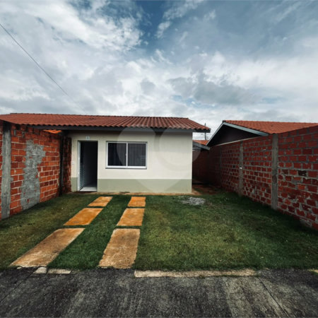 Casa à venda com 2 quartos em Jardim Nova Era, Itapetininga, SP