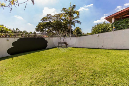 Casa à venda com 4 suítes em Jardim Marajoara, São Paulo, SP