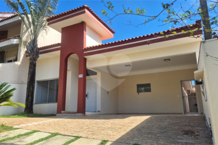 Casa à venda com 3 suítes no condomínio Valença, Sorocaba - SP