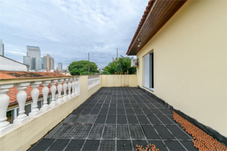 Casa à venda com 3 quartos, sendo 1 suíte,  em Vila Cordeiro, São Paulo, SP