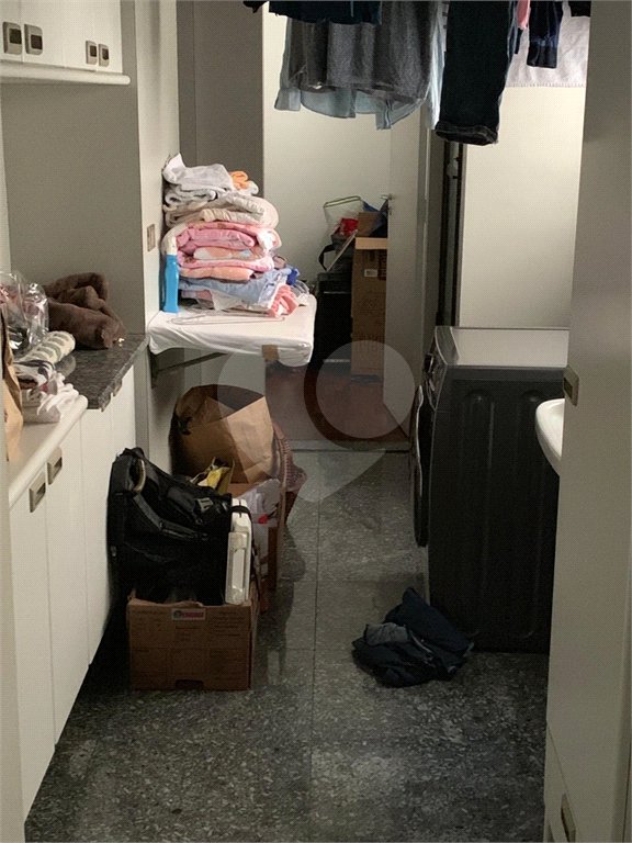 Apartamento à venda com 3 quartos, sendo 1 suíte, em Paraíso, São Paulo, SP