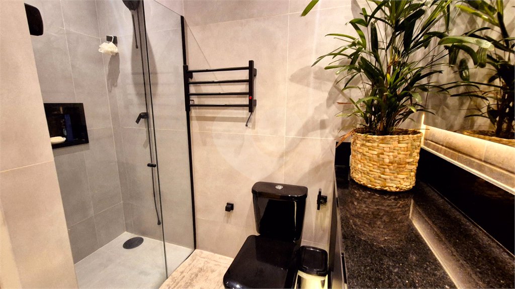 Apartamento à venda com 1 suíte em Vila Uberabinha, São Paulo, SP