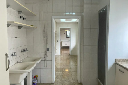 Apartamento à venda com 4 suítes em Vila Suzana, São Paulo, SP