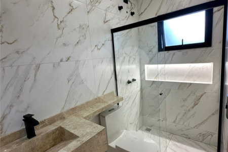 Casa à venda com 3 quartos, sendo 1 suíte, no condomínio Horto Florestal Villagio, Sorocaba - SP