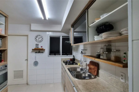Apartamento à venda com 3 suítes em Jardim Londrina, São Paulo, SP