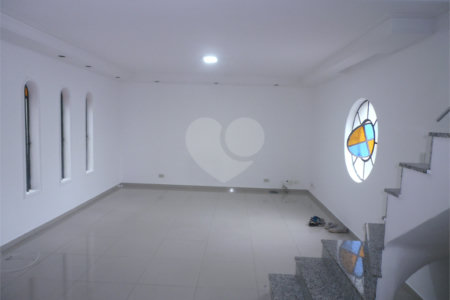 Sobrado à venda ou para alugar com 4 quartos, sendo 1 suíte, em Vila Butantã, São Paulo, SP