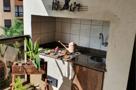 Apartamento à venda com 4 quartos, sendo 2 suítes,  em Vila Suzana, São Paulo, SP