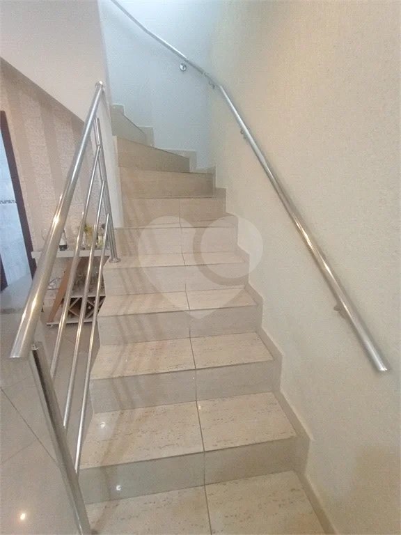 Sobrado à venda com 3 quartos, sendo 1 suíte, em Vila Gustavo, São Paulo, SP