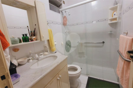 Apartamento à venda com 2 quartos, sendo 1 suíte, em Pinheiros, São Paulo, SP