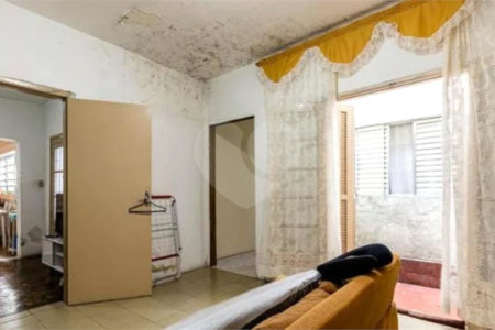 Sobrado à venda com 4 quartos, sendo 1 suíte,  em Vila Dalila, São Paulo, SP