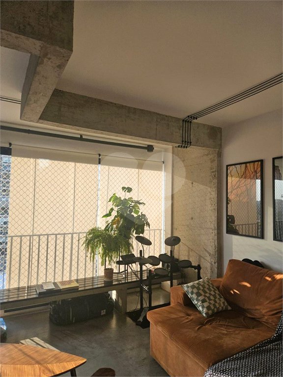 Apartamento à venda com 2 quartos, sendo 1 suíte,  em Pinheiros, São Paulo, SP
