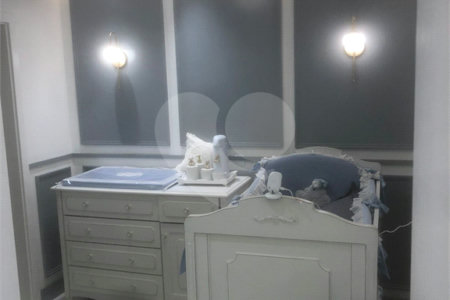 Apartamento à venda com 4 quartos, sendo 2 suítes, em Vila Mariana, São Paulo, SP