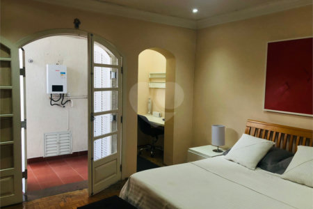 Casa Térrea à venda com 3 quartos, sendo 1 suíte,  em Vila Industrial, Mogi das Cruzes, SP