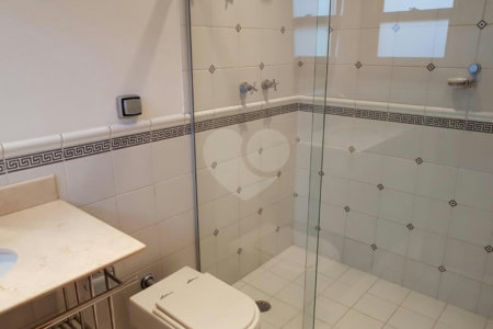 Casa à venda com 4 suítes no condomínio Jardim das Azaléias, São Paulo - SP
