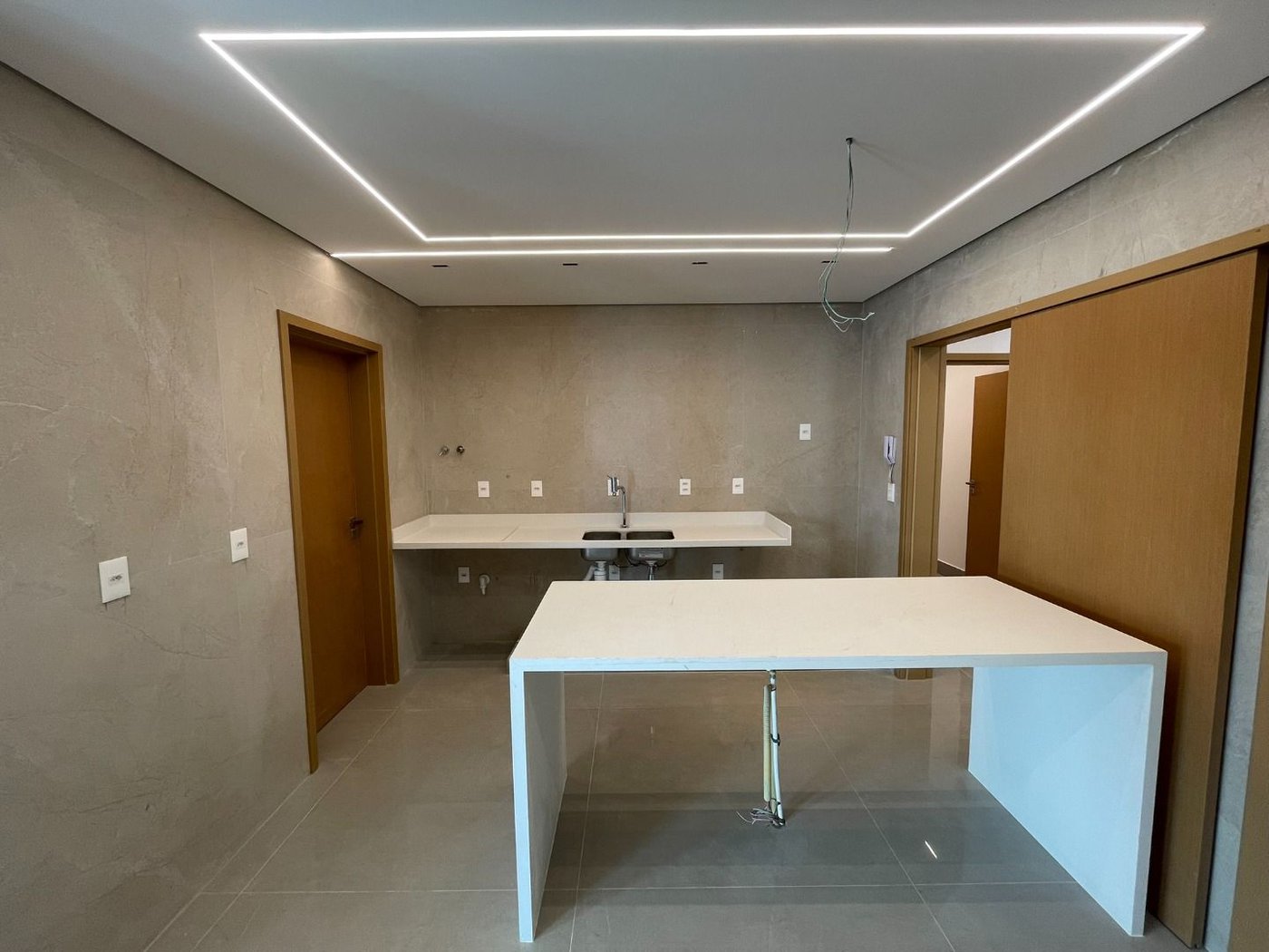 Cobertura com 3 dormitórios à venda, 238 m² por R$ 5.500.000,00 - Embaré - Santos/SP