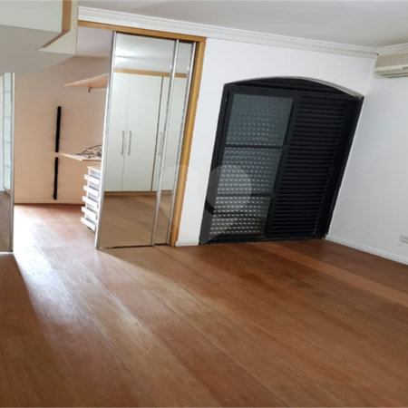 Sobrado à venda com 3 quartos, sendo 1 suíte, em Vila Maria Alta, São Paulo, SP