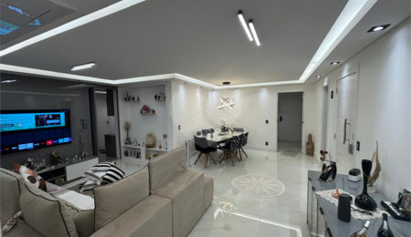 Apartamento à venda com 4 quartos, sendo 1 suíte,  em Jardim Vazani, São Paulo, SP