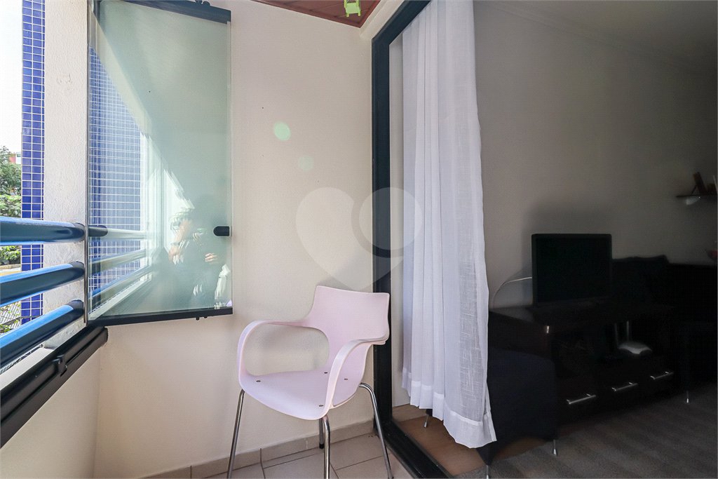 Apartamento à venda com 3 quartos, sendo 1 suíte,  em Vila Ipojuca, São Paulo, SP