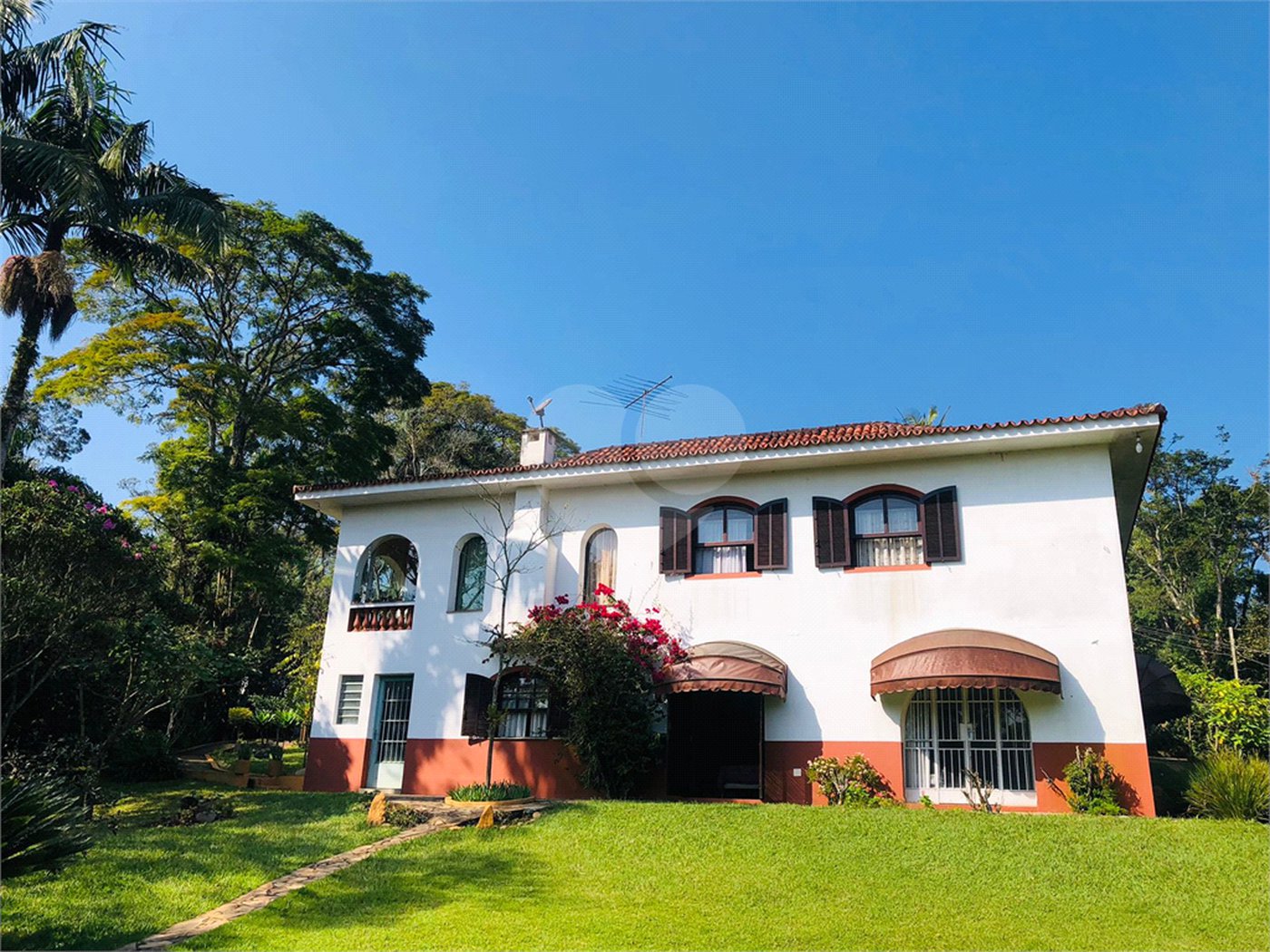 Chácara à venda com 6 quartos, sendo 2 suítes, em Vila Moraes, Mogi das Cruzes, SP