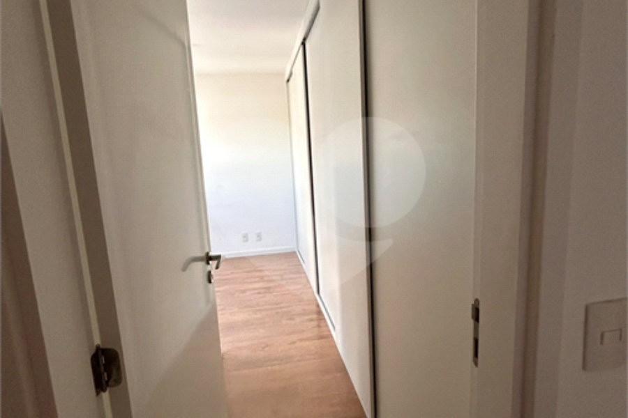 Apartamento à venda com 3 quartos, sendo 1 suíte, em Vila Andrade, São Paulo, SP
