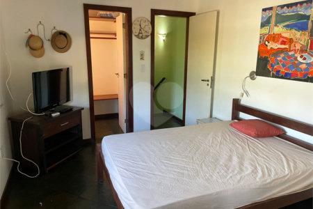 Casa em condomínio à venda com 2 quartos, sendo 1 suíte,  em Portal da Ferradura, Armação dos Búzios, RJ