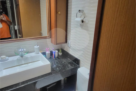 Apartamento à venda com 2 quartos, sendo 1 suíte, em Barra da Tijuca, Rio de Janeiro, RJ