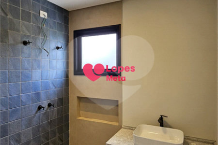 Casa à venda com 4 quartos, sendo 2 suítes, no condomínio Reserva Aruanã, São José dos Campos - SP