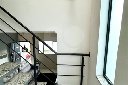 Sobrado à venda com 2 suítes, em Jardim Santa Helena, Poá, SP