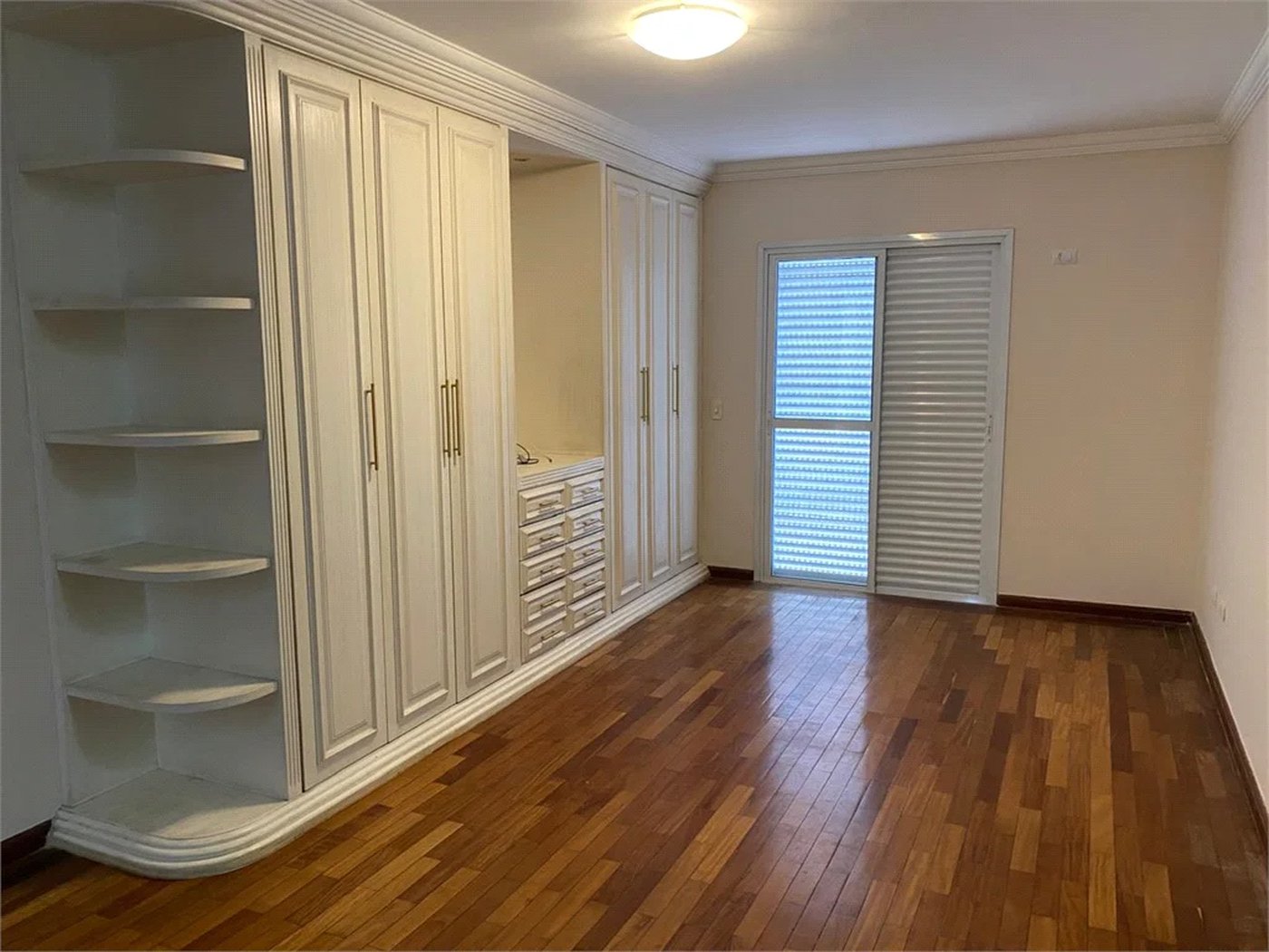 Sobrado à venda com 3 quartos, sendo 1 suíte, em Vila Lageado, São Paulo, SP