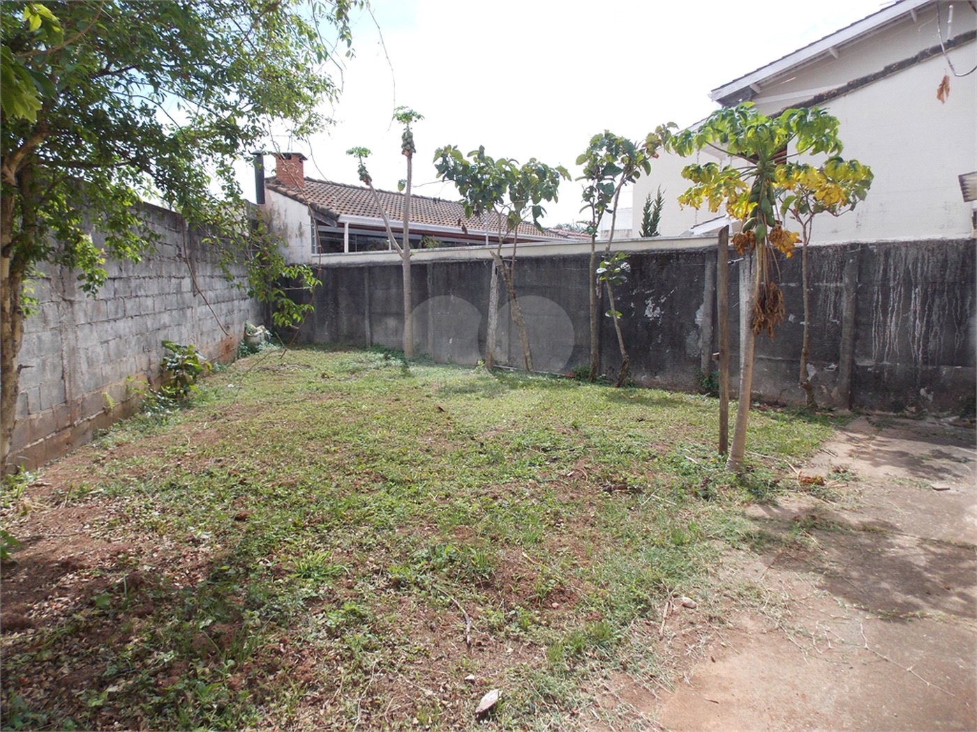 Casa à venda com 3 quartos, sendo 2 suítes, em Vila Helena, Atibaia, SP
