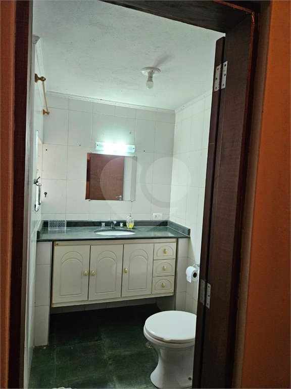 Sítio à venda com 6 quartos, sendo 1 suíte,  em Bairro do Cambará, São Roque, SP
