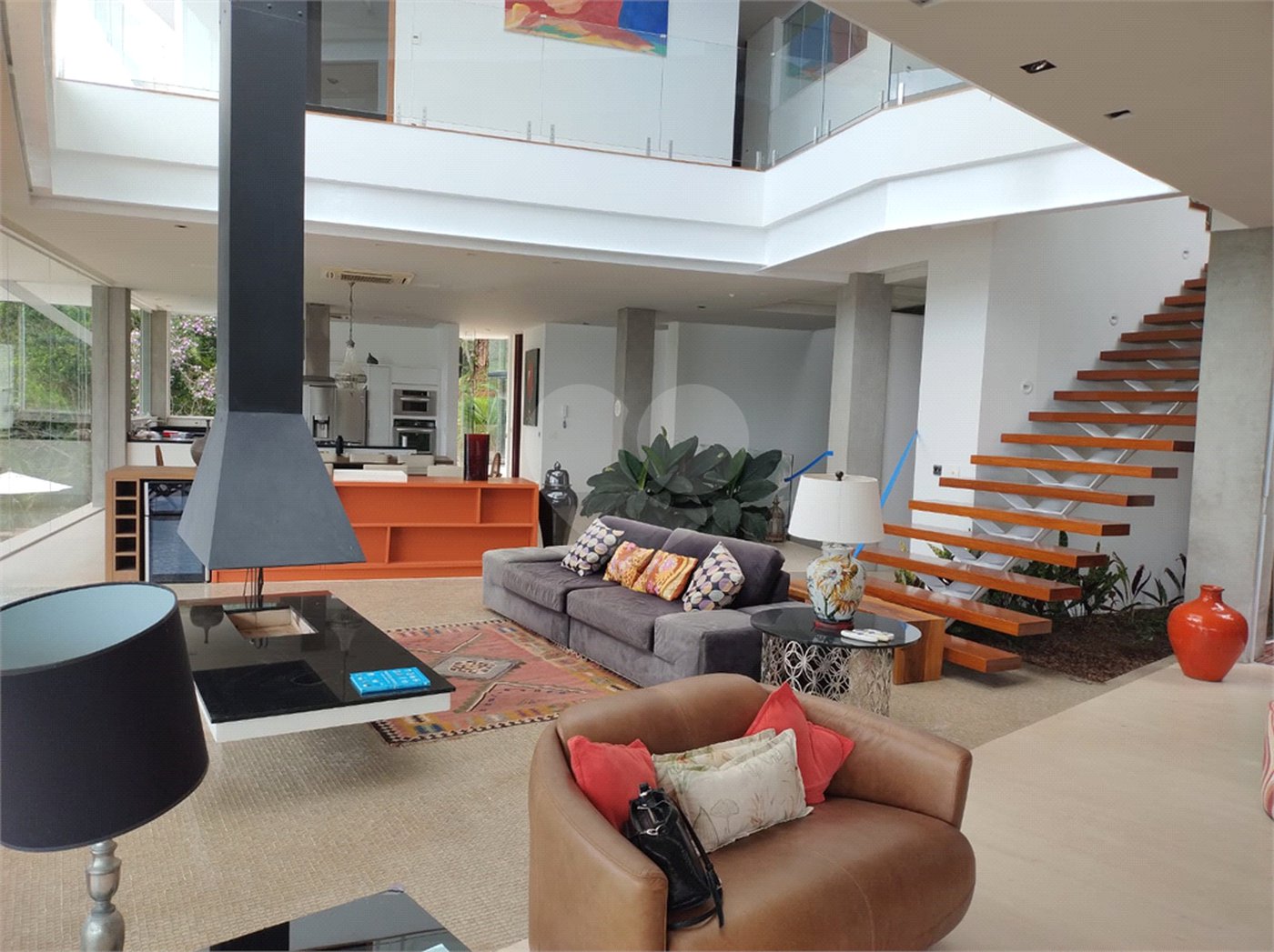 Casa à venda com 4 suítes em Praia Vermelha, Ubatuba, SP