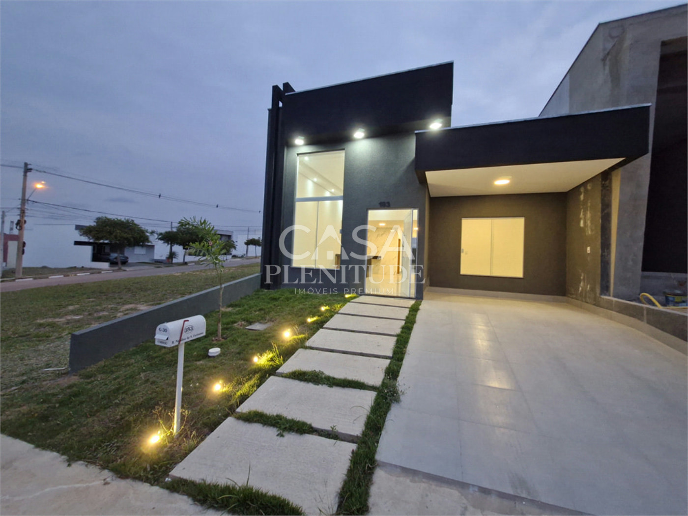 Casa em condomínio à venda com 3 quartos, sendo 1 suíte, em Cajuru do Sul, Sorocaba, SP