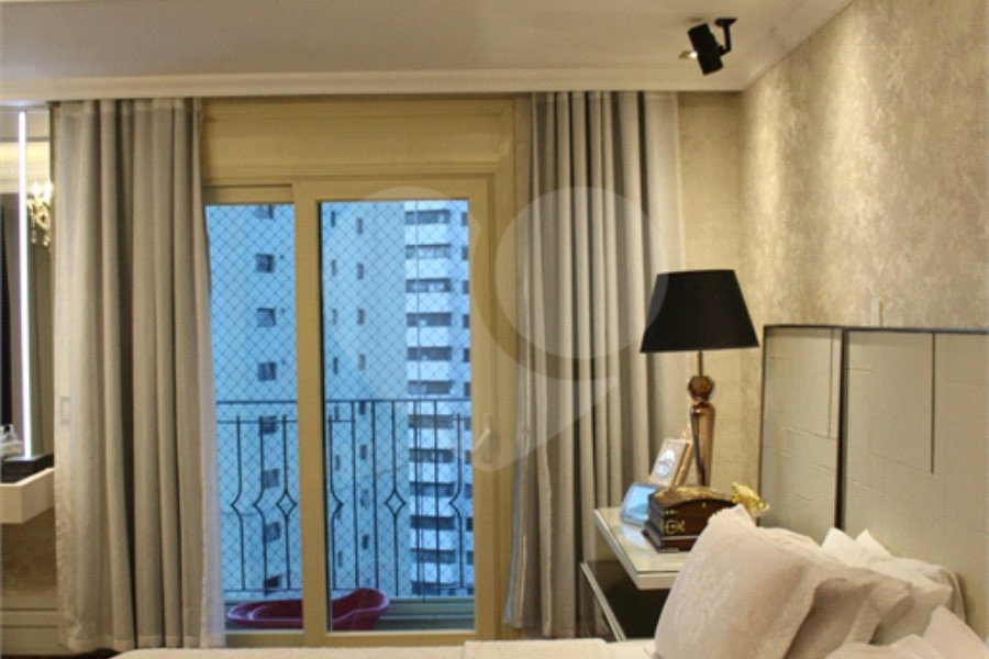 Apartamento à venda com 4 suítes em Santana, São Paulo, SP