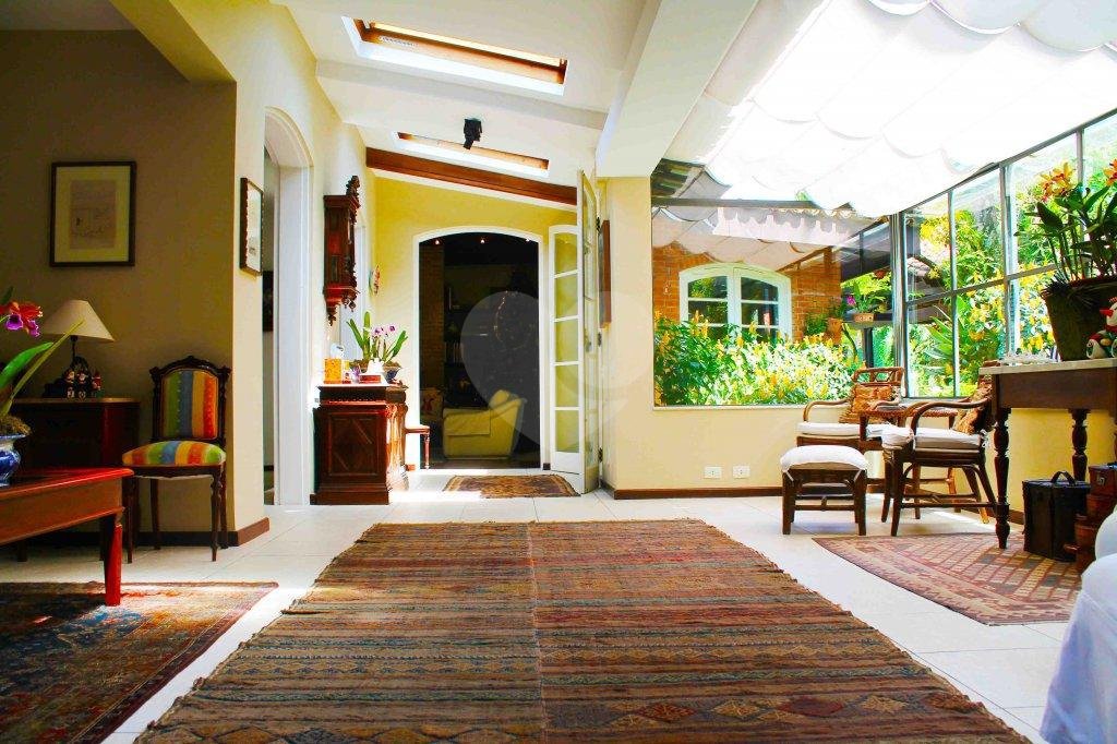 Casa à venda com 4 suítes em Alto da Boa Vista, São Paulo, SP