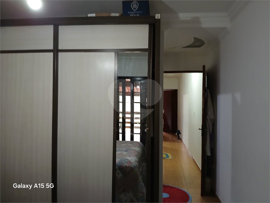Sobrado à venda com 3 quartos, sendo 1 suíte, em Itaquera, São Paulo, SP
