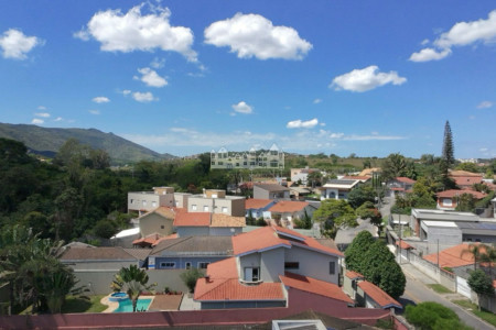 Casa à venda com 5 quartos, sendo 3 suítes, em Loteamento Jardim Morumbi, Atibaia, SP