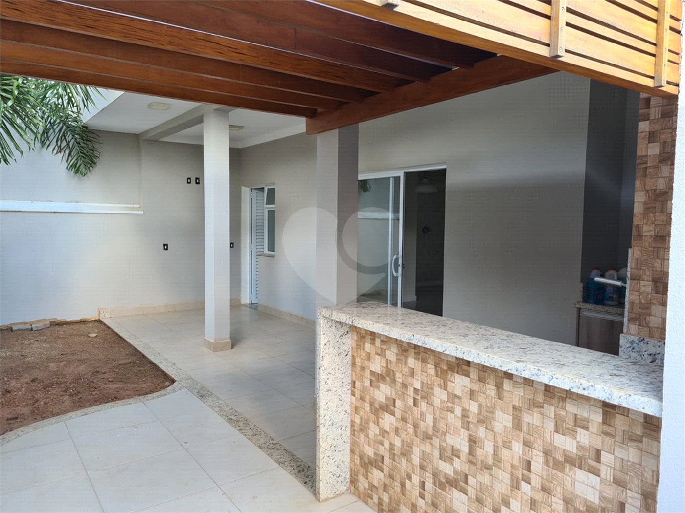 Casa à venda com 3 suítes no condomínio Reserva da Mata, Vinhedo - SP