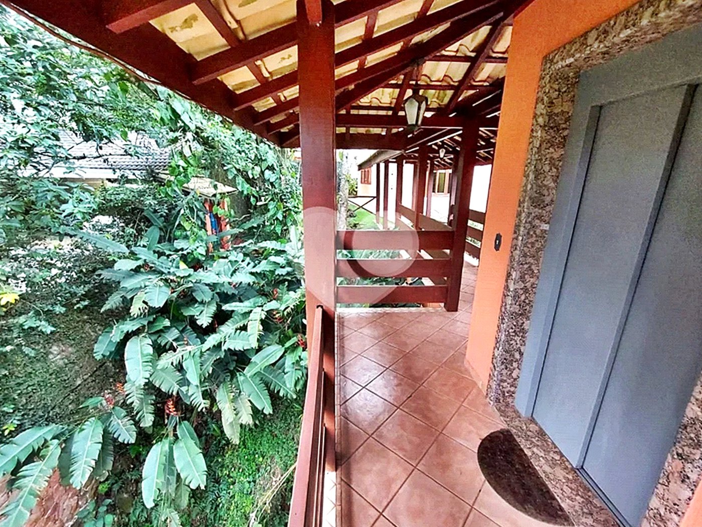 Casa à venda com 4 quartos, sendo 2 suítes, no condomínio Parque Imperial da Cantareira, Mairiporã - SP