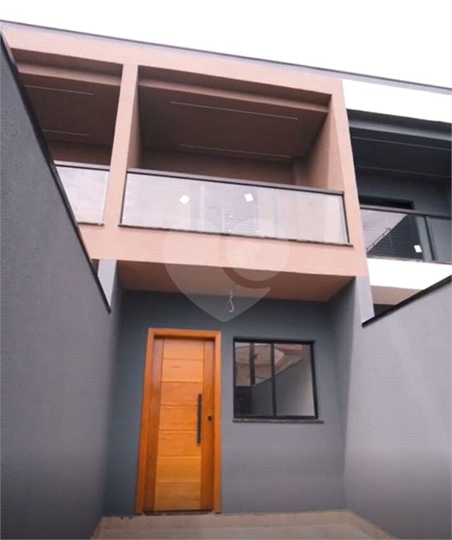 Sobrado à venda com 2 suítes em Artur Alvim, São Paulo, SP