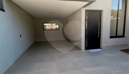 Casa à venda com 3 quartos, sendo 1 suíte,  em Jardim Marambaia II, Jundiaí, SP