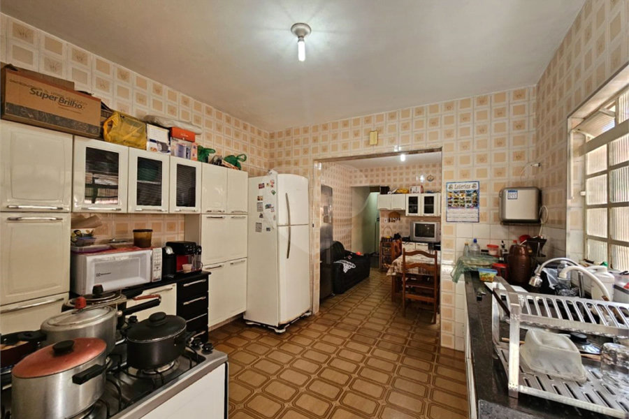 Sobrado à venda com 3 quartos em Vila Sabrina, São Paulo, SP