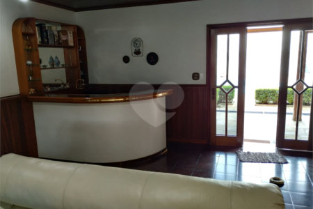 Casa à venda com 5 quartos, sendo 3 suítes,  no condomínio Portella, Itu - SP